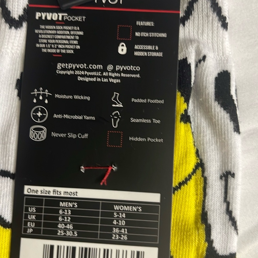 Smiley Socks by Pyvot - Picture 10 of 11